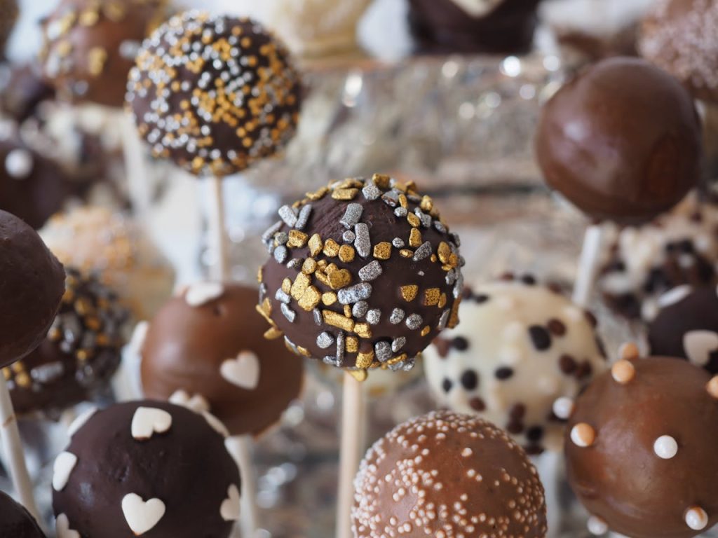 cake pops pastries cake sweet.jpg
